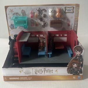 Harry Potter Wizarding World Magical Minis Hogwarts Express Playset w/ Train
